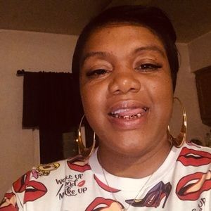 Meet your Posher, Latasha